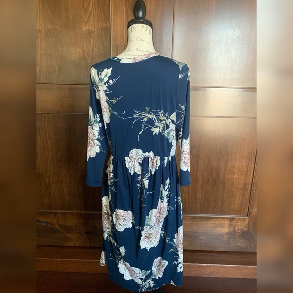1231 Blue Floral A-Line Dress with 3/4 Sleeves and Crew Neck - Picture 3 of 5